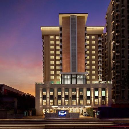 Royal Hometel Suites Mumbai Exterior foto